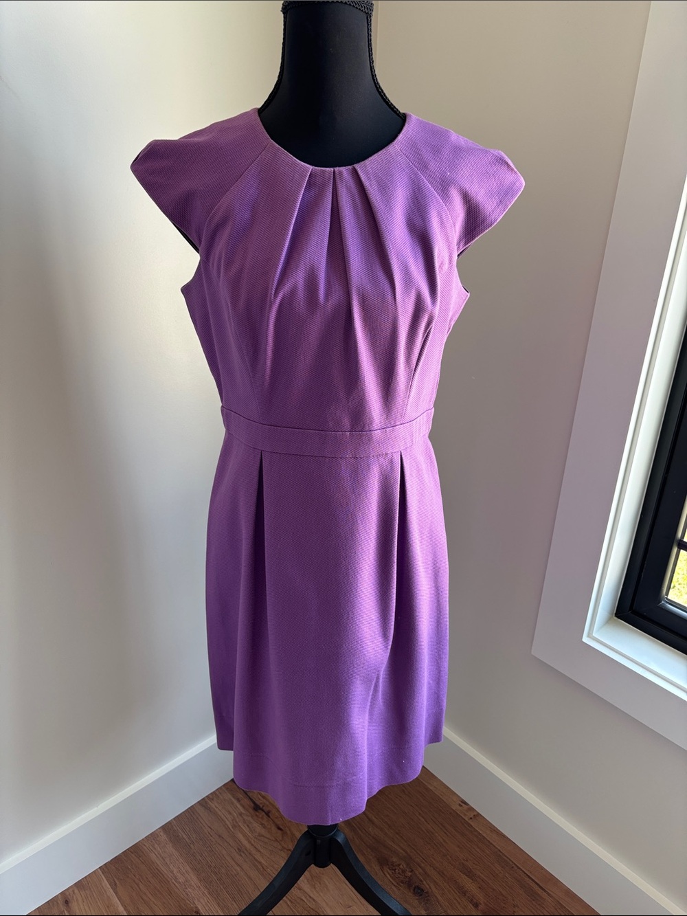 Shoshanna Purple Pleated Waist Cap Sleeve Midi Dress
